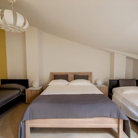 La Scivola Rooms Aci Castello Exteriér fotografie