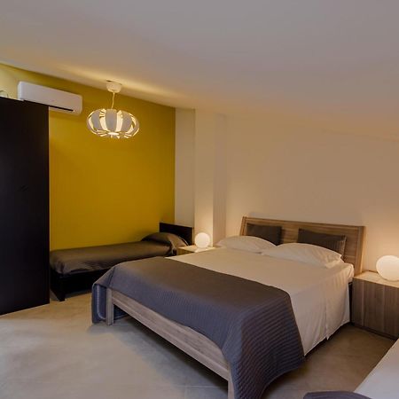 La Scivola Rooms Aci Castello Exteriér fotografie