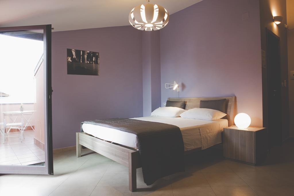La Scivola Rooms Aci Castello Exteriér fotografie